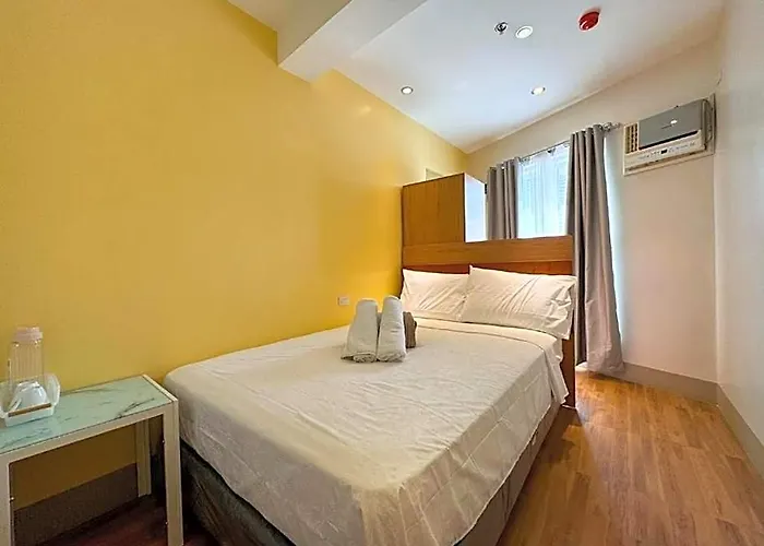 Almond Hotel 3*